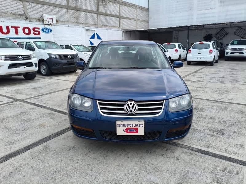 Volkswagen Jetta 2013 · fotografía principal